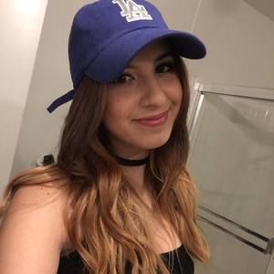 Meet your Posher, Gaby